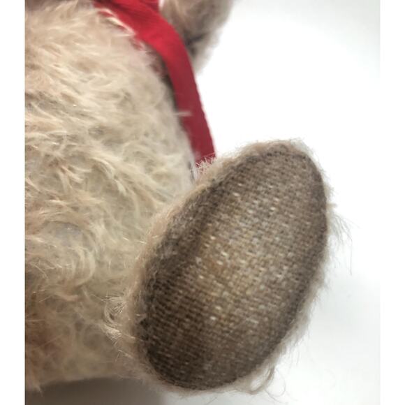 Artist Handmade OOAK Mohair Pot Belly Bear Red Beret & Skeleton Key Around Neck - Picture 8 of 10